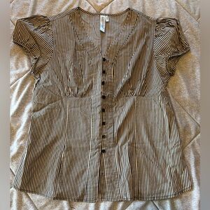 HESTER &‎ ORCHARD | Anthro Ruffle Shoulder Top Large